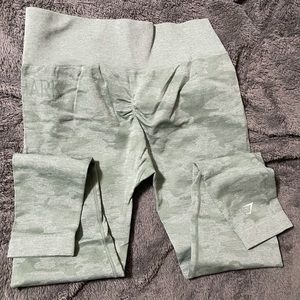 Gymshark seamless Camo Greeen size L